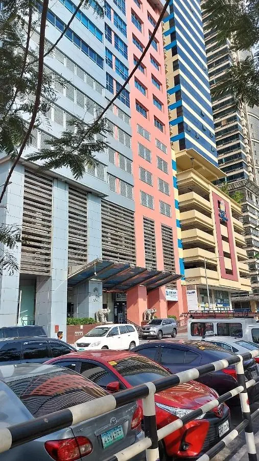 Aparthotel Usa Embassy Front Suite Pearl Of The Orient Manila